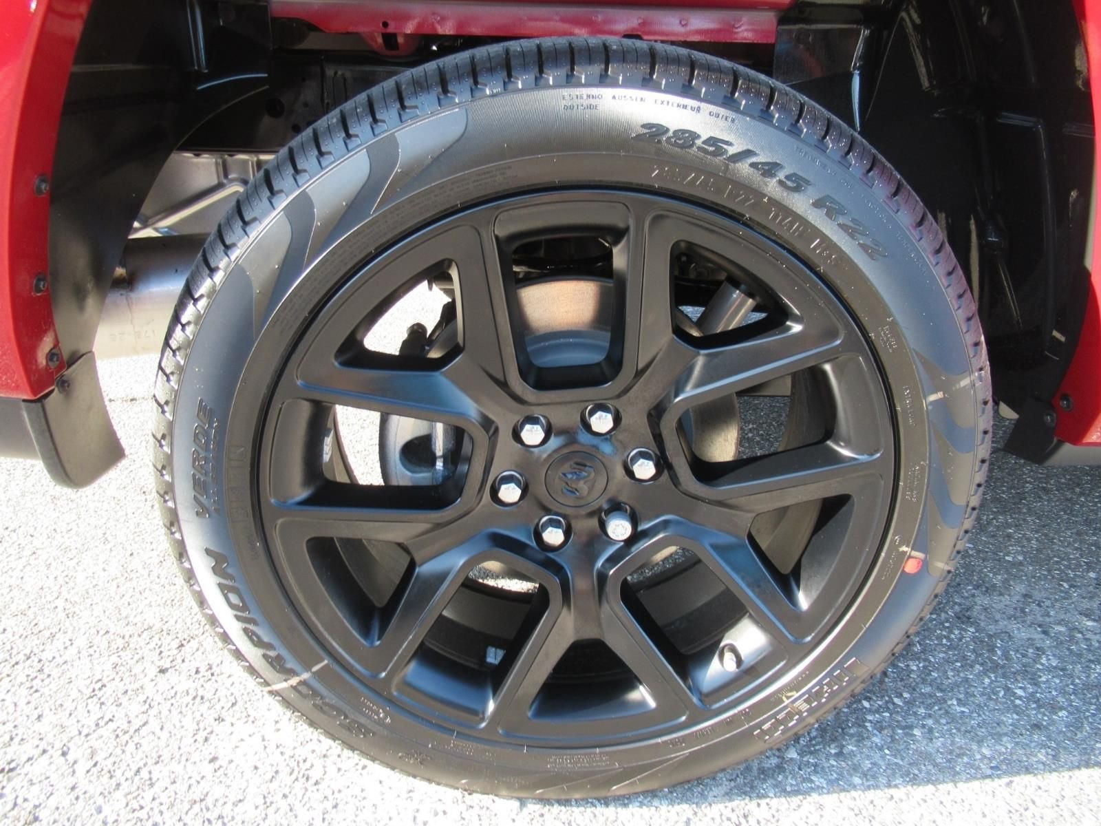 New 2026 Molten Red Pearl-Coat Exterior Paint RAM Laramie image 8
