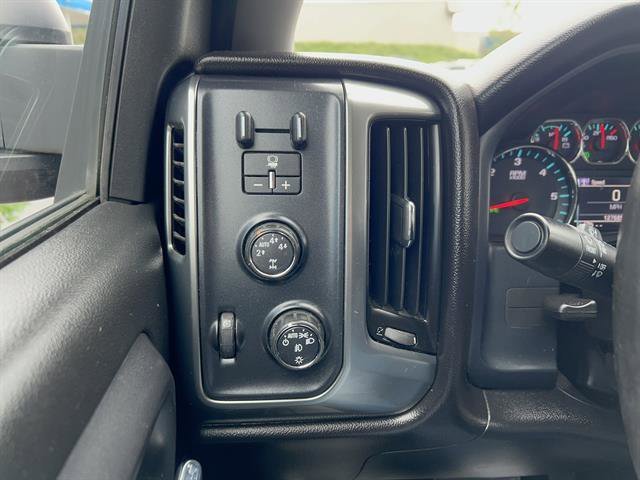 Used 2016 SIREN RED TINTCOAT Chevrolet LT image 21