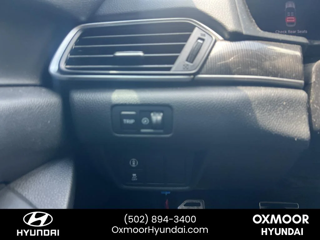 Used 2022 Platinum White Pearl Honda Sport image 11