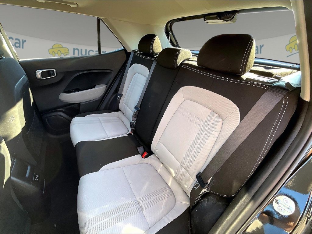 Used 2025 Onyx Black Hyundai SEL image 14