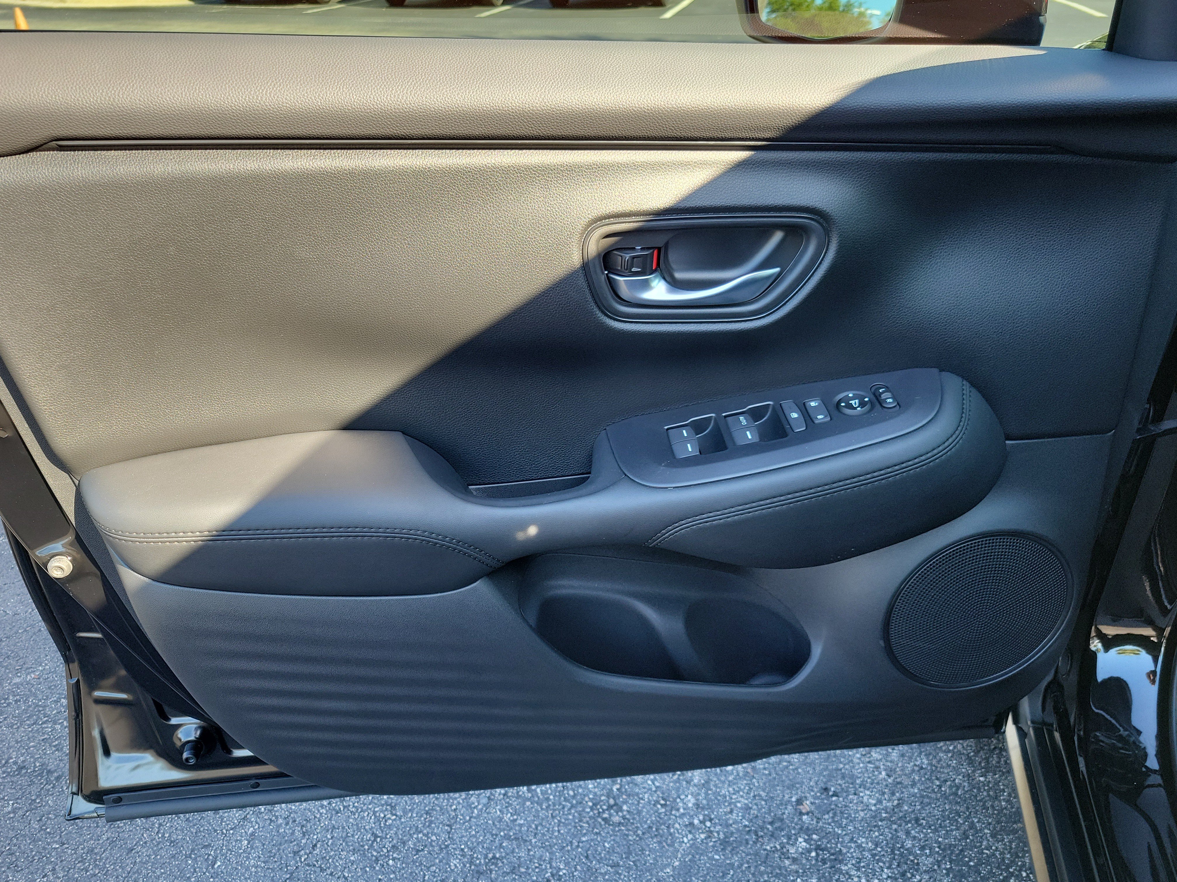 2026 Honda HR-V LX - Photo 52