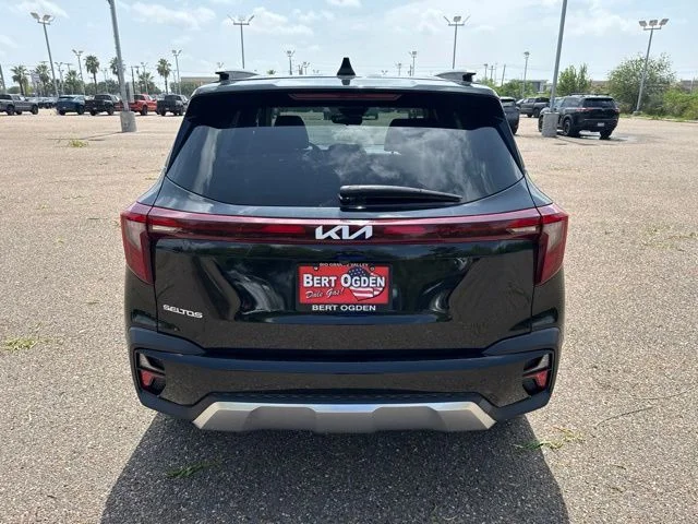 Used 2024 Black Kia S image 6