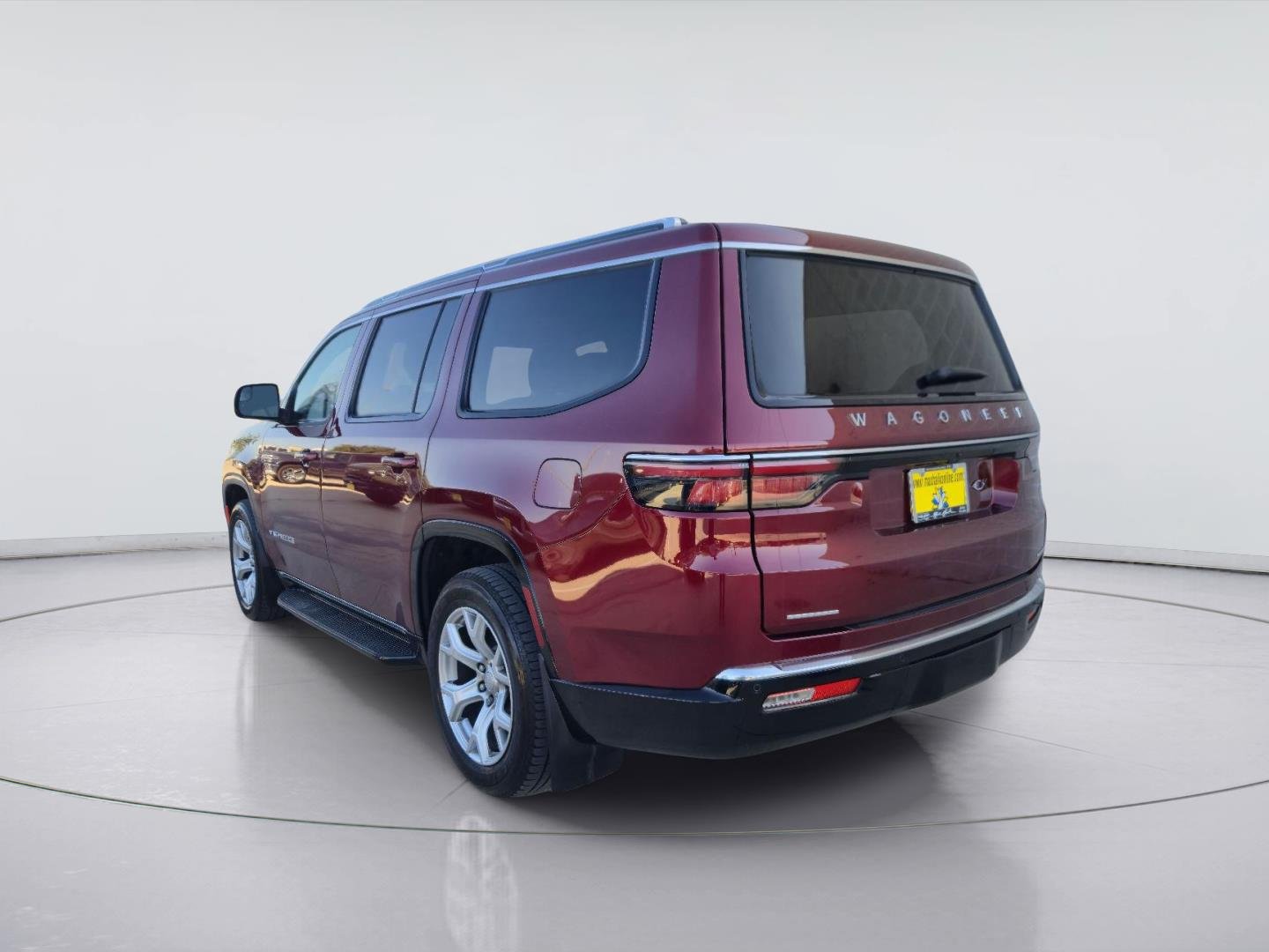 Used 2022 Velvet Red Pearlcoat Jeep Series I image 3