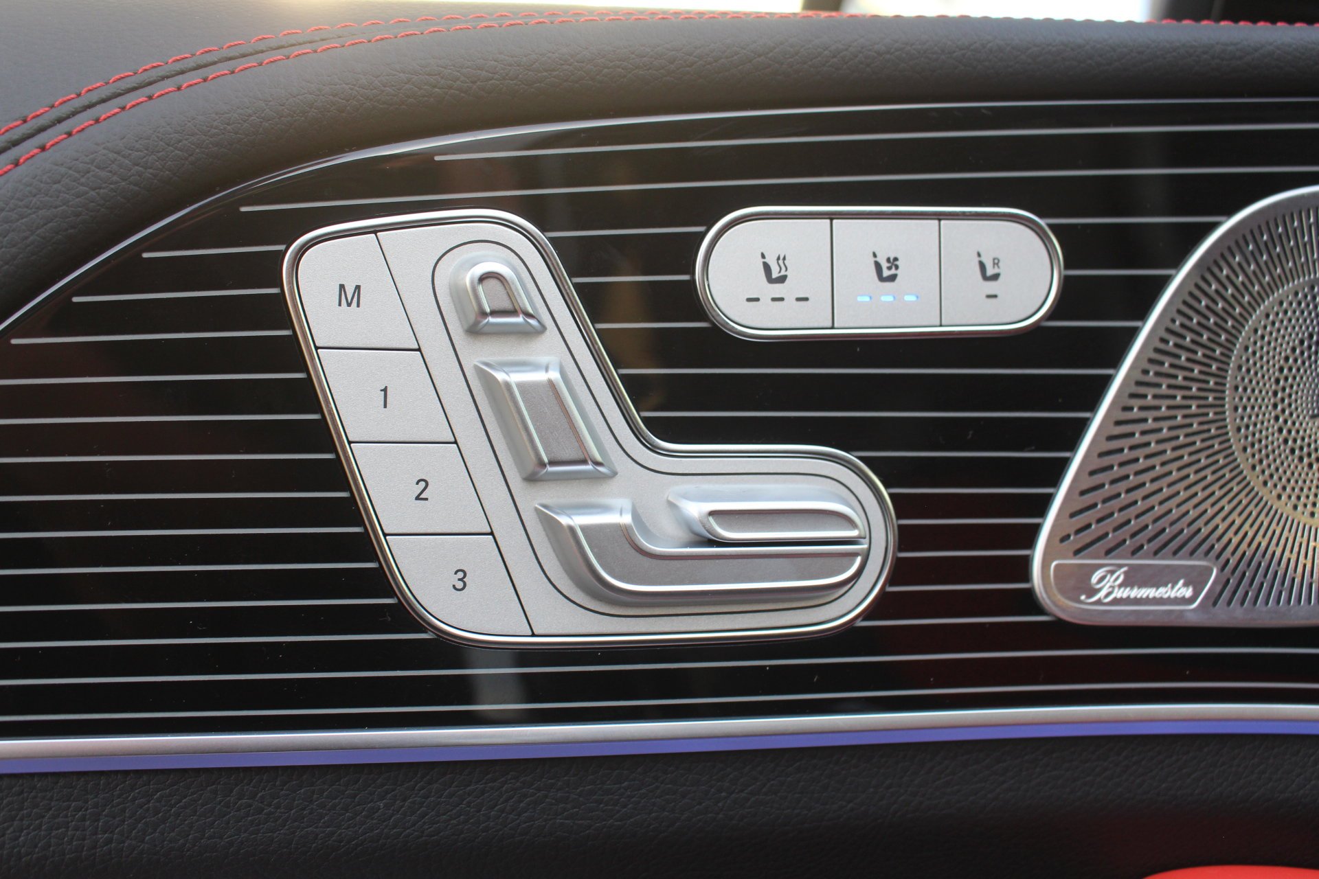 2026 Mercedes-Benz GLE AMG GLE 53 - Photo 46