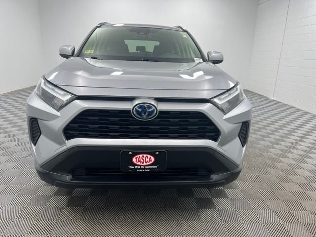 Used 2023 Silver Toyota XLE image 3