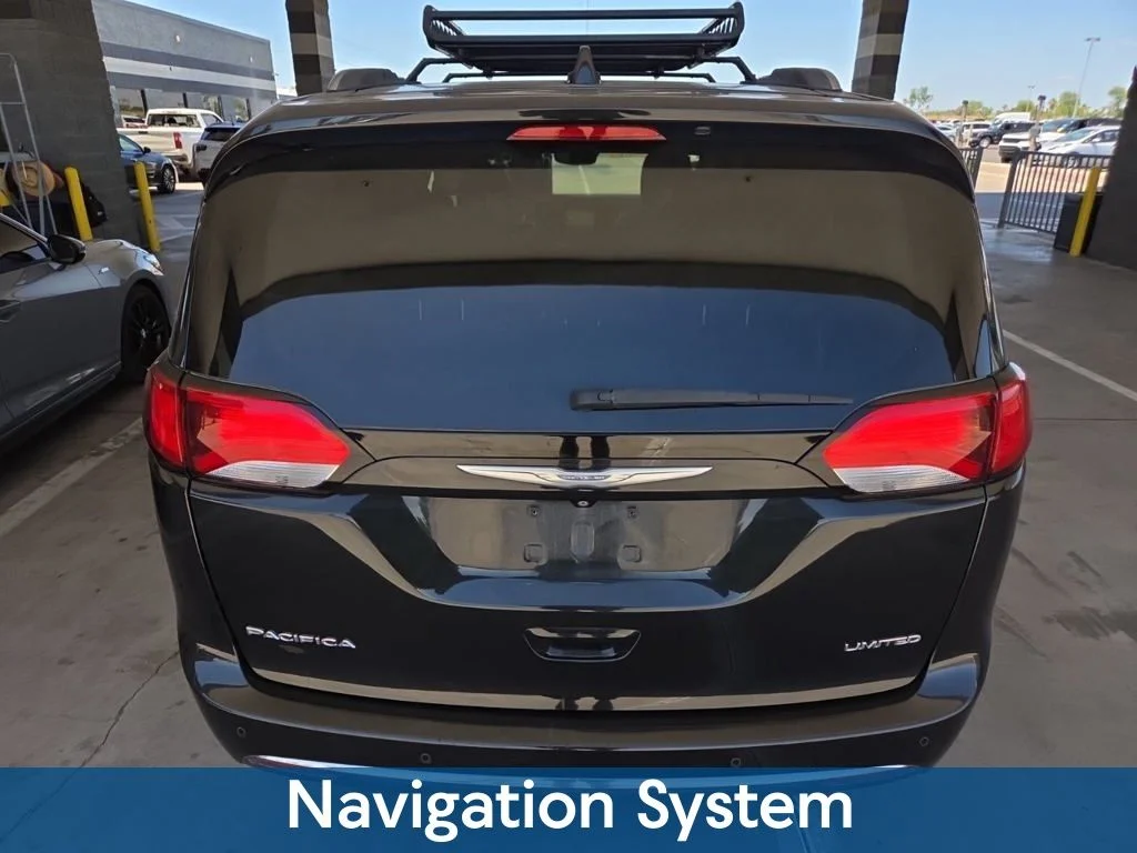 Used 2018 Black Chrysler Limited image 3