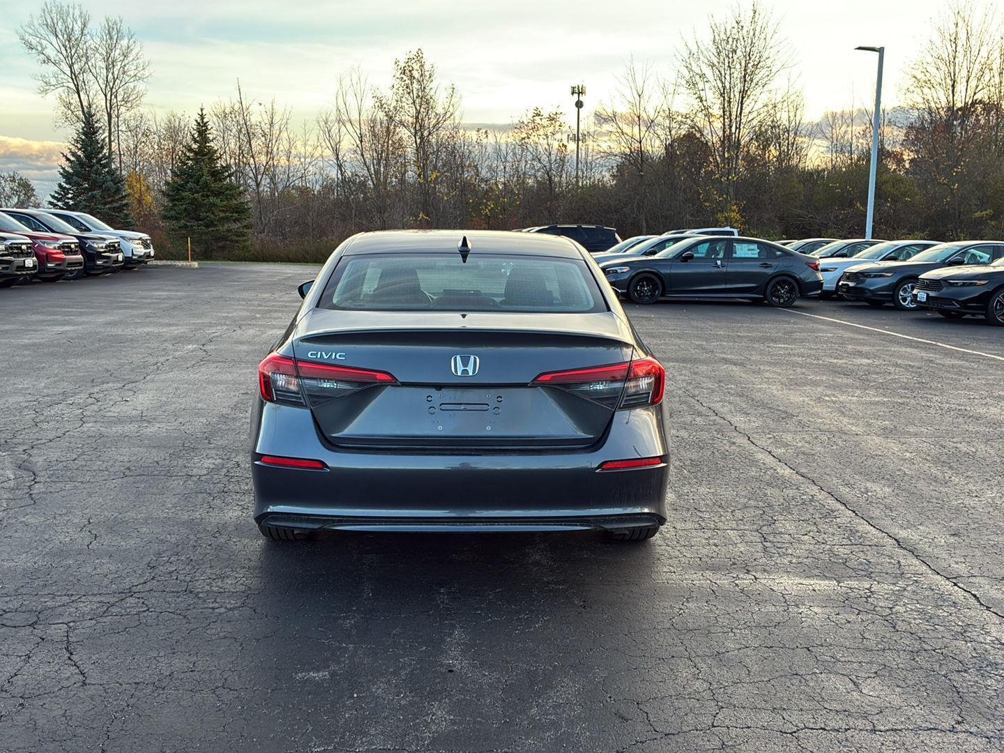 Used 2024 Meteorite Gray Metallic Honda EX image 7