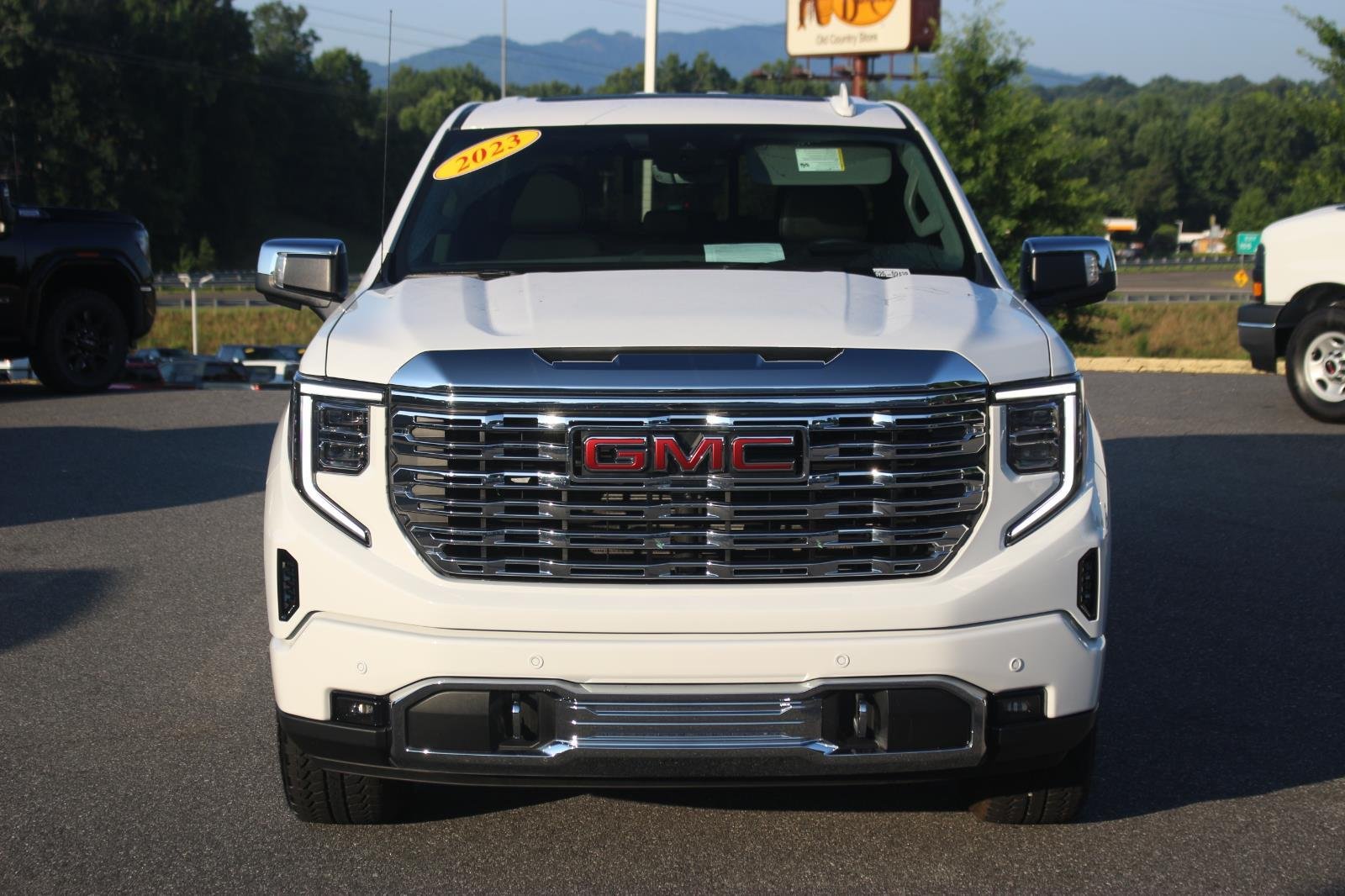 Used 2023 Summit White GMC Denali image 2