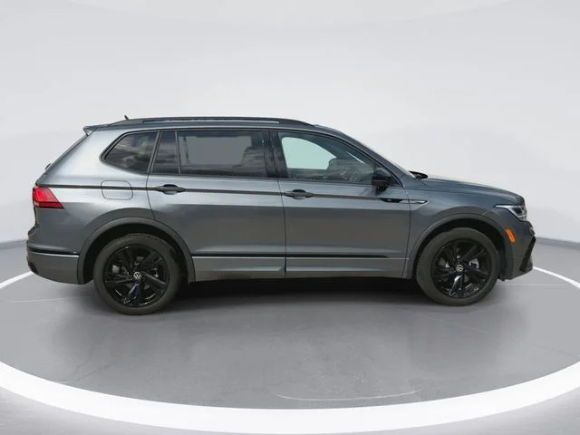 Used 2024 Gray Volkswagen 2.0T SE R-Line Black image 10