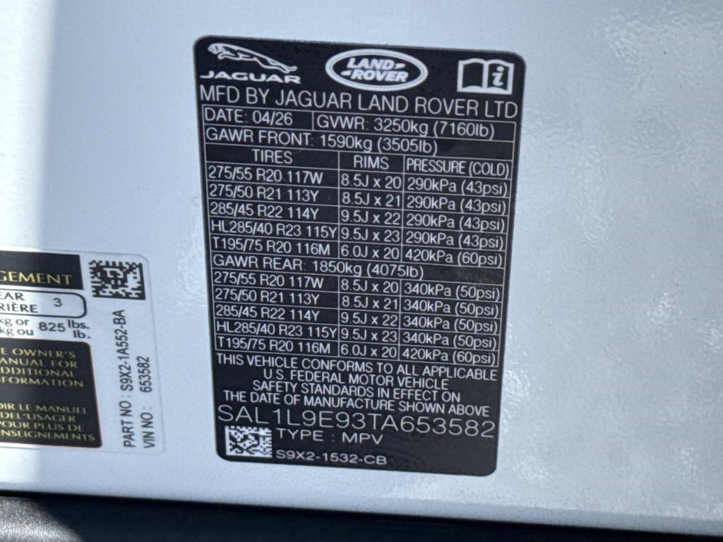 New 2026 Fuji White Land Rover Dynamic SE image 30