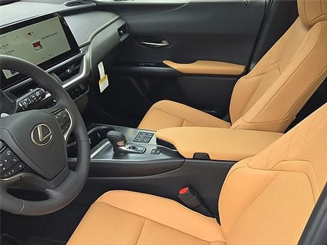2026 Lexus UX Hybrid 300h Premium - Photo 12