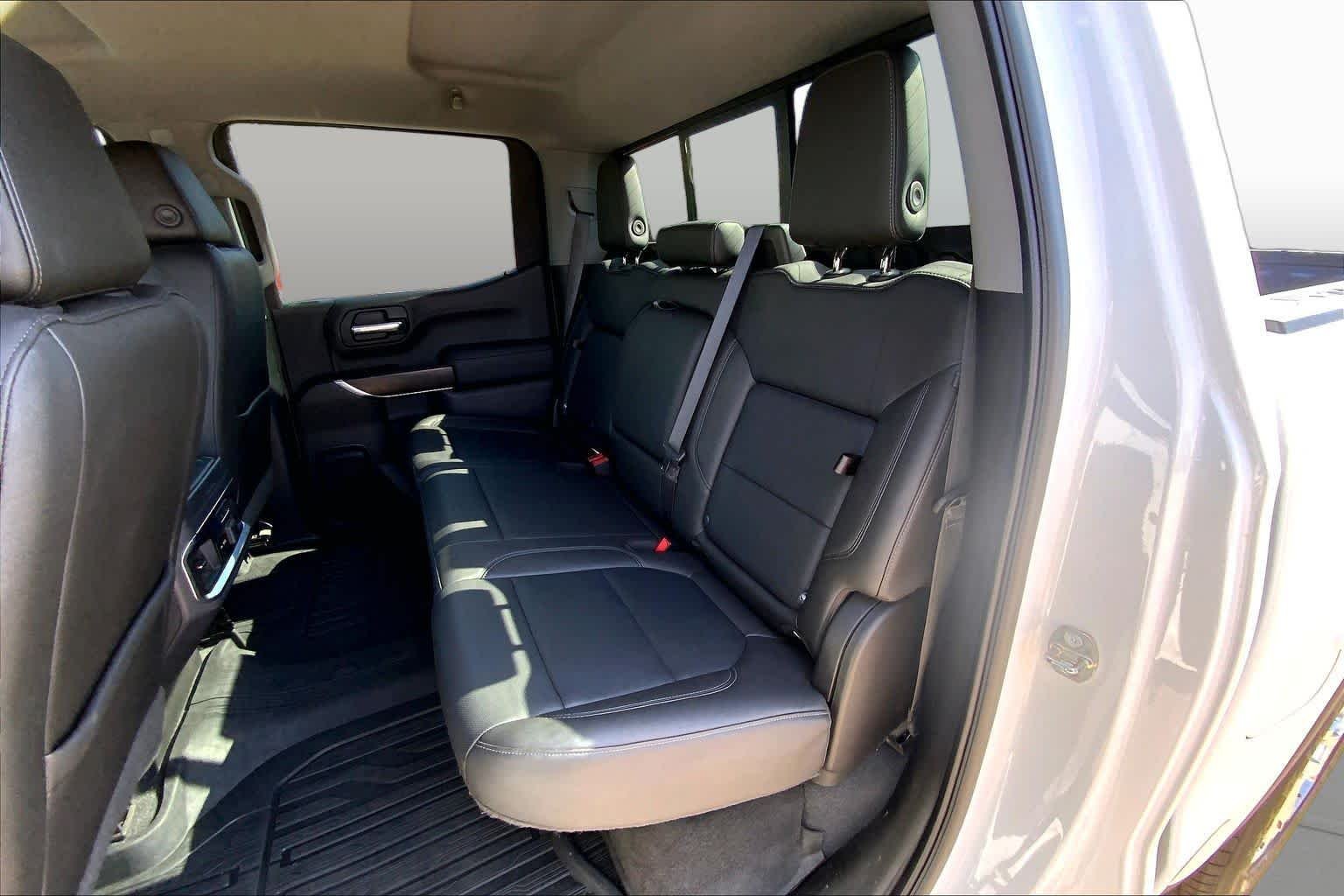 Used 2019 Summit White GMC SLT image 20