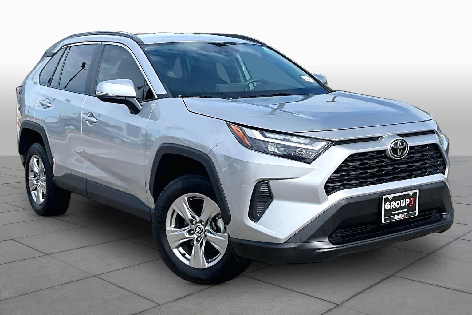 Used 2024 Silver Sky Metallic Toyota XLE image 3