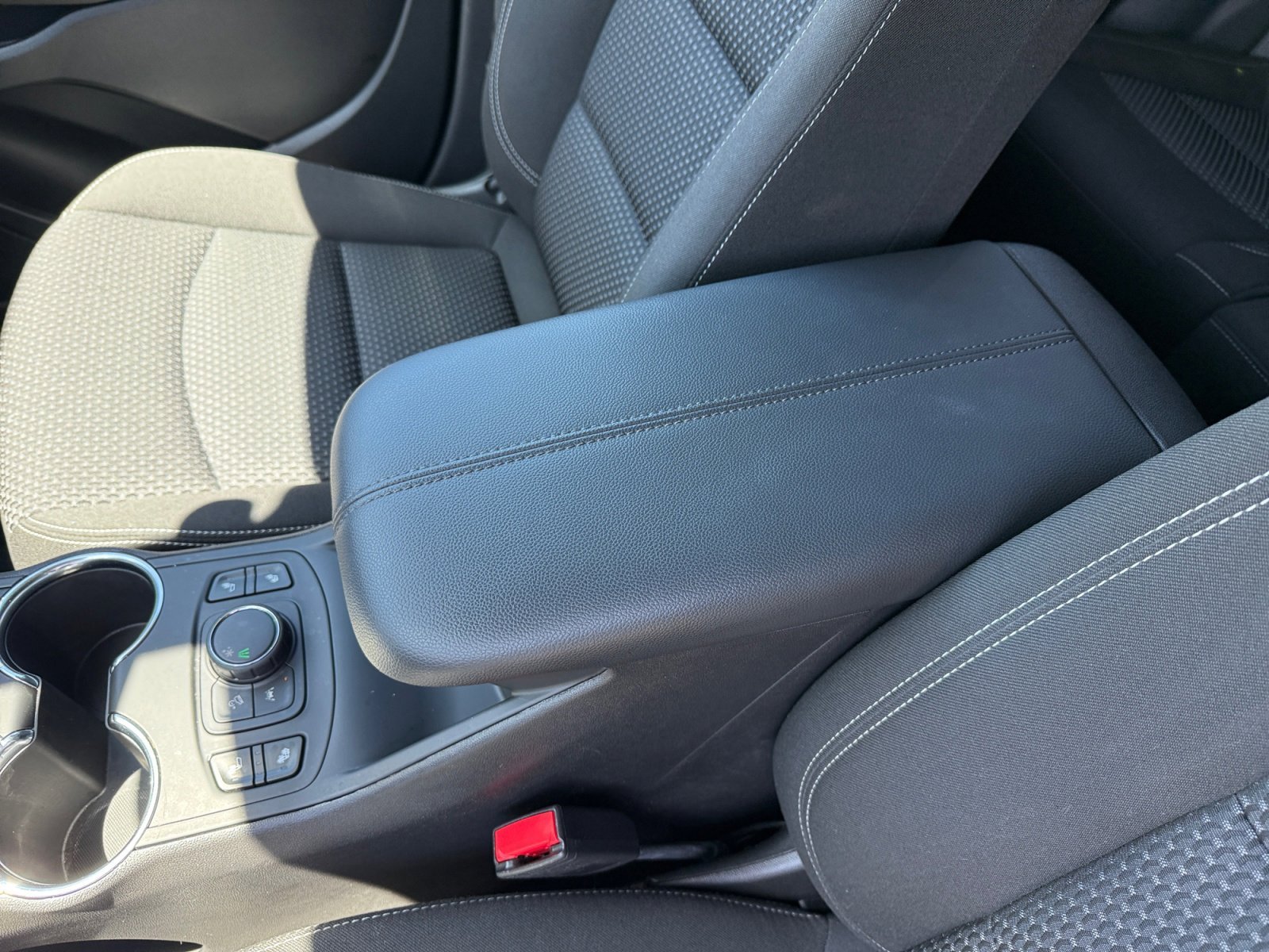 Used 2023 Sterling Metallic GMC SLE image 14