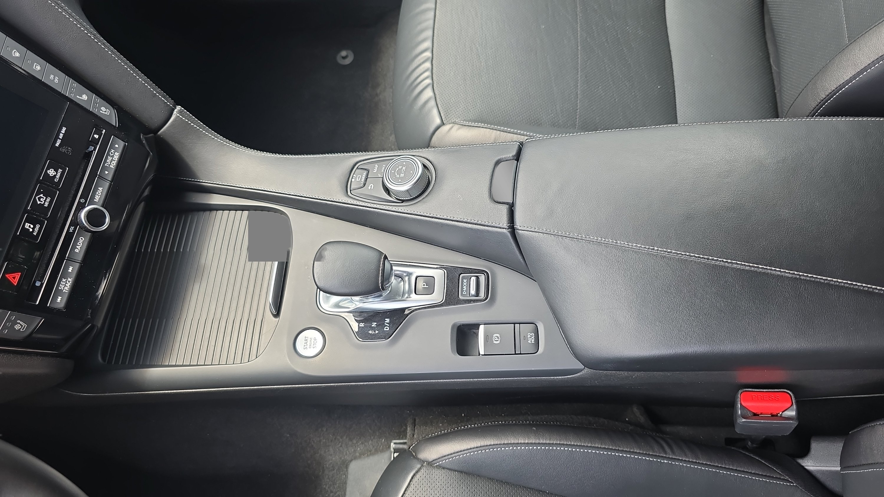 Used 2022 Black INFINITI ESSENTIAL AWD image 15