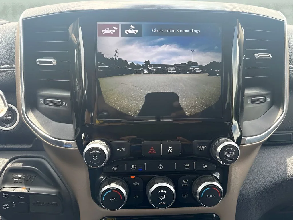 Used 2021 Black Ram Laramie image 10