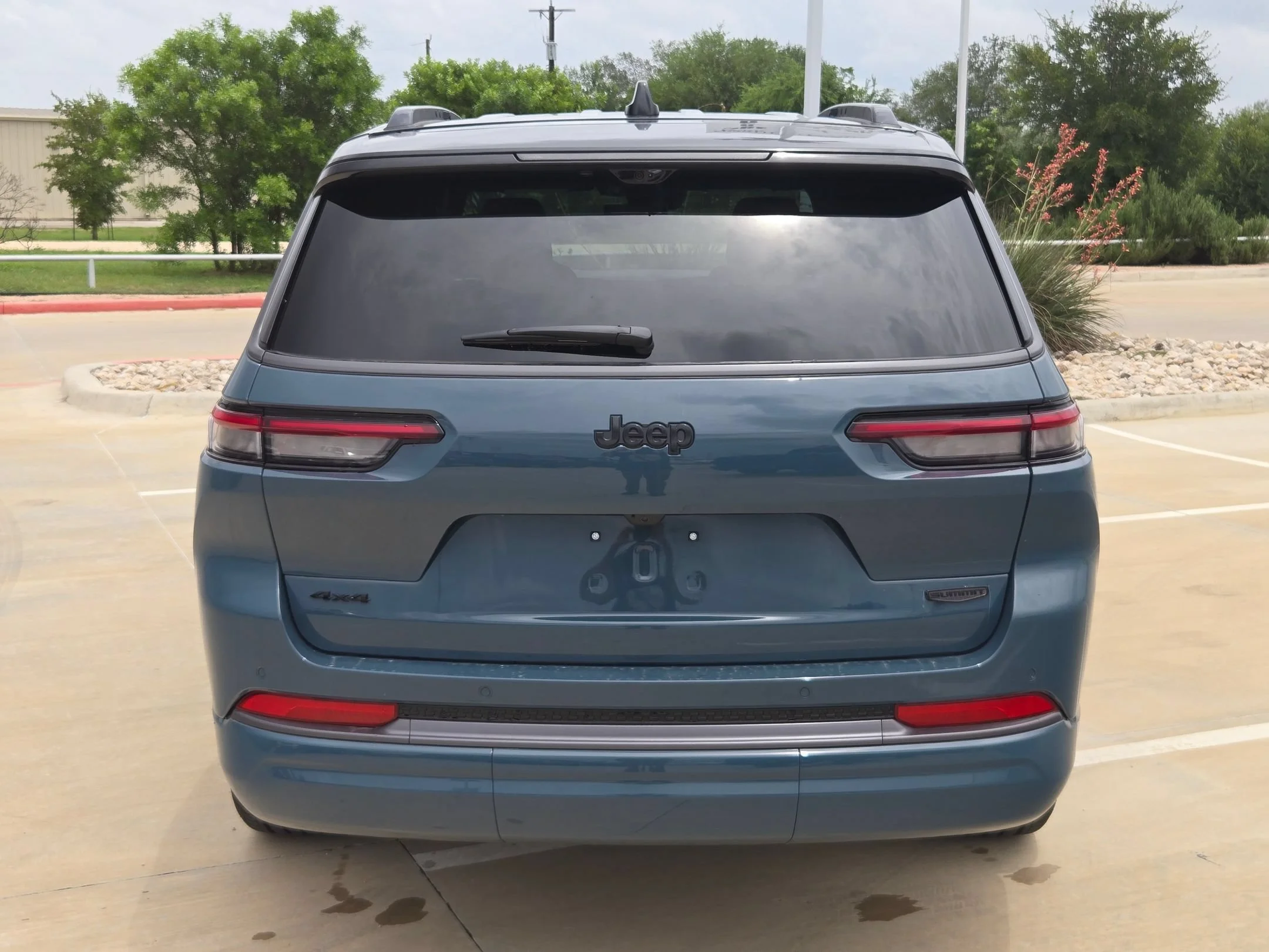 New 2026 Steel Blue Exterior Paint Jeep Summit image 4