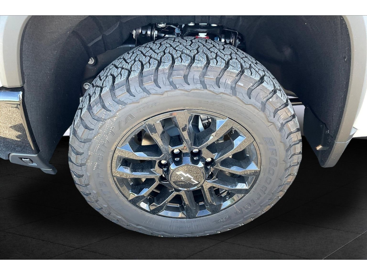 New 2026 Summit White Chevrolet LTZ image 11