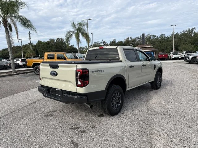 Used 2026 Beige Ford XLT image 4