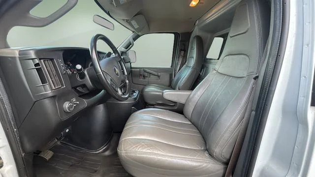 Used 2022 White Chevrolet Work Van image 19