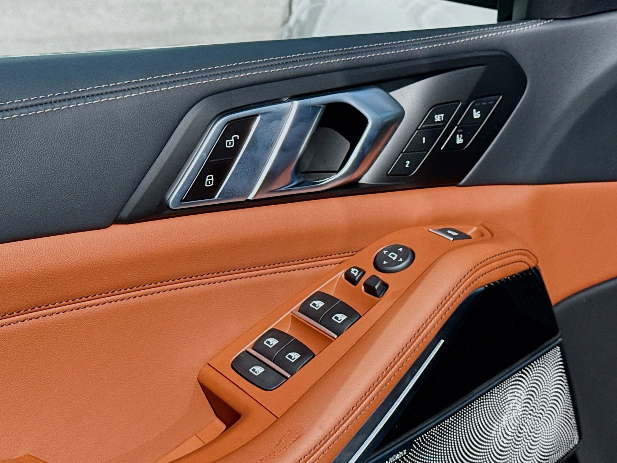 New 2026 Mineral White Metallic BMW M60i image 24