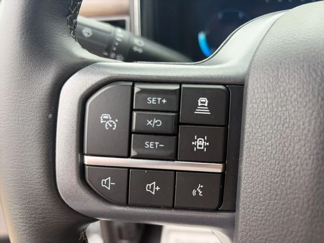 Used 2025 White Ford XL image 13