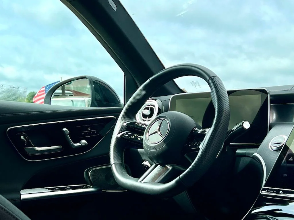 Certified Used 2026  Mercedes-Benz GLC 300 image 11