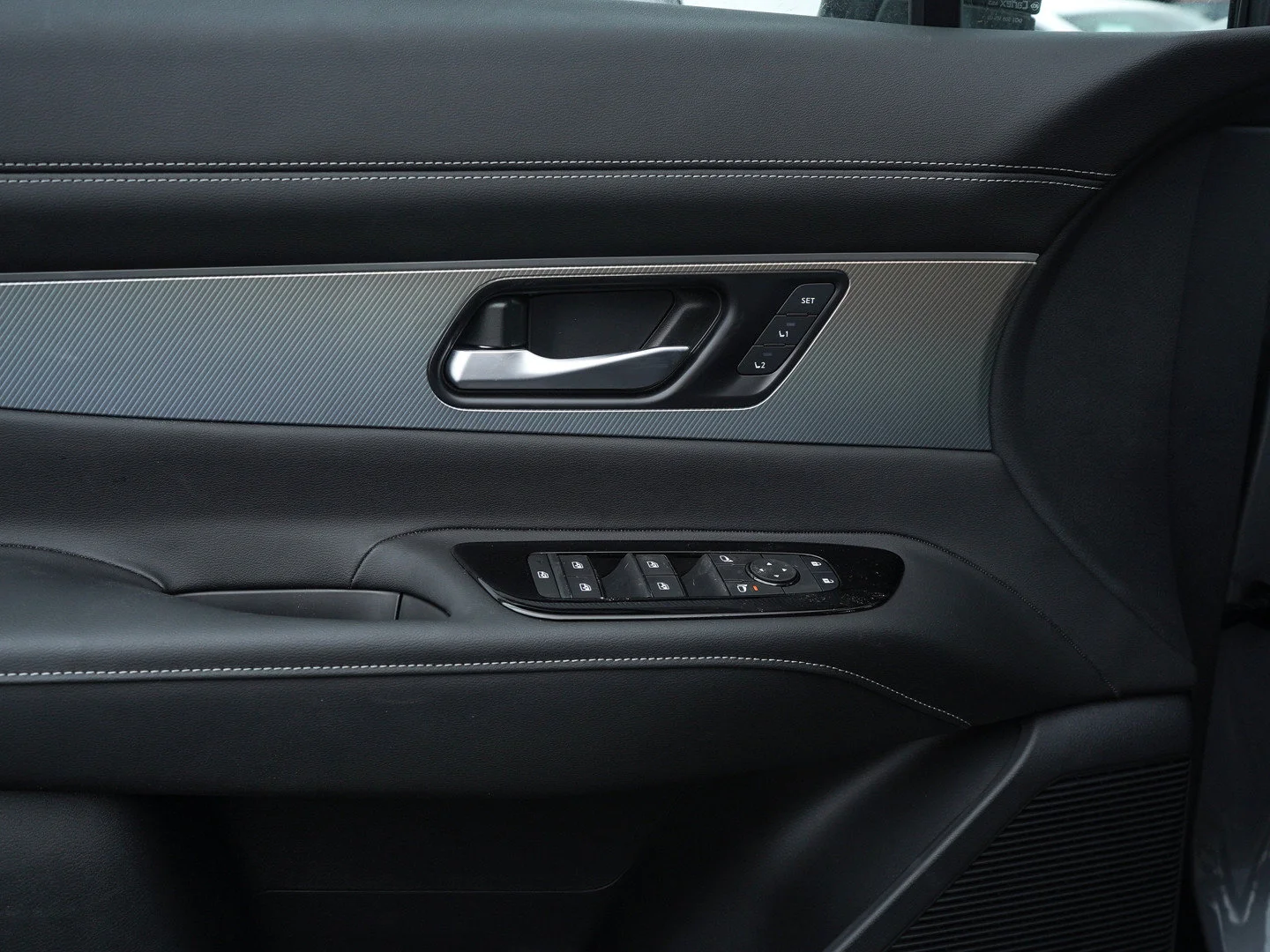 2026 Nissan Murano SL - Photo 17