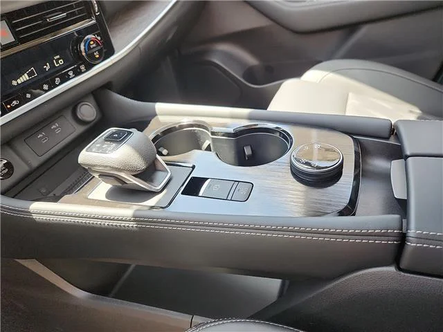 New 2026 KAD Gun Metall Nissan Platinum All-Wheel Drive 2026.5 image 12
