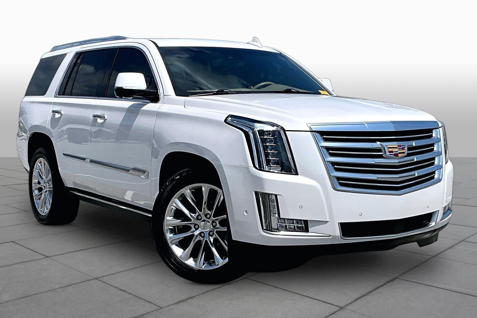 Used 2020 Crystal White Tricoat Cadillac Platinum image 3