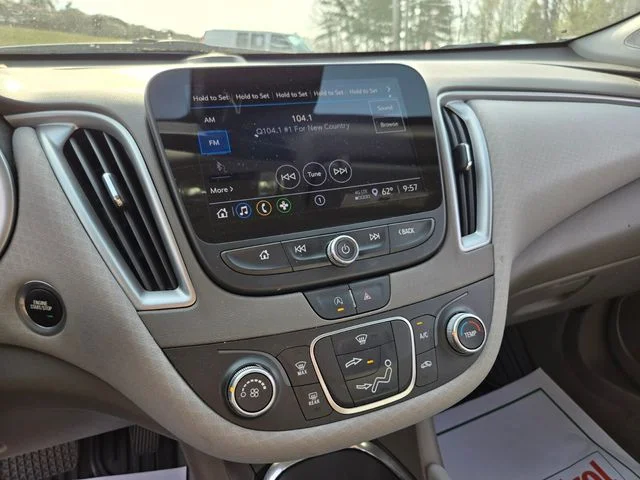 Used 2022 Silver Chevrolet LS image 28