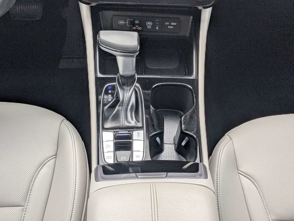 Used 2025 Gray Hyundai SEL Convenience image 19