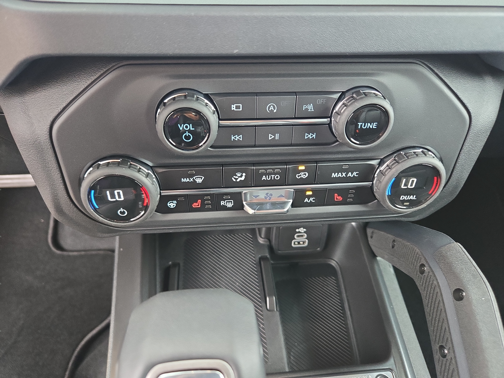 New 2026 Avalanche Gray Ford Outer Banks® image 23