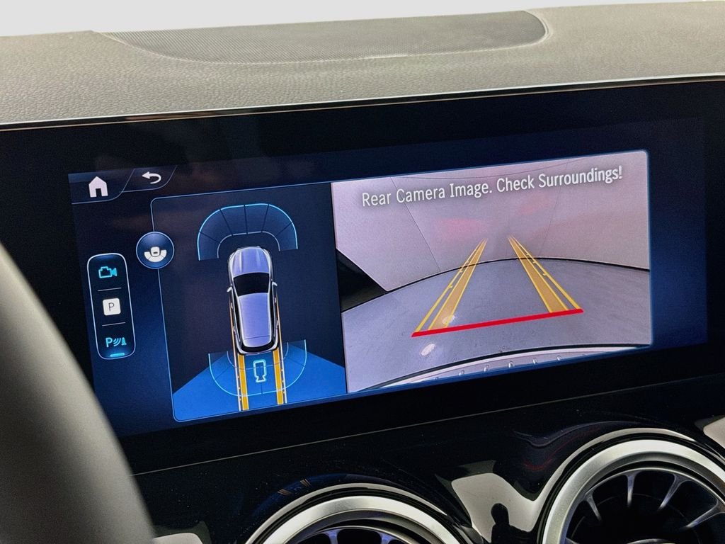 New 2026 Polar White Mercedes-Benz GLA 250 image 15