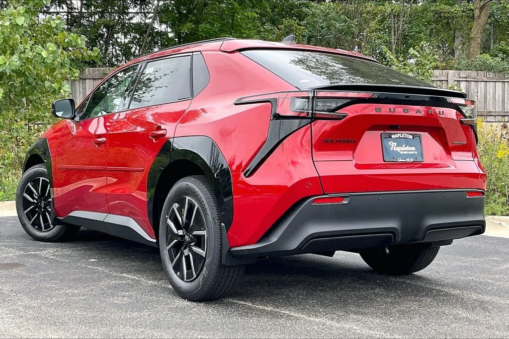 New 2026 ELEMENTAL RED PEARL Subaru Premium image 3