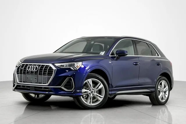 2023 Audi Q3 S line Premium 45 TFSI quattro