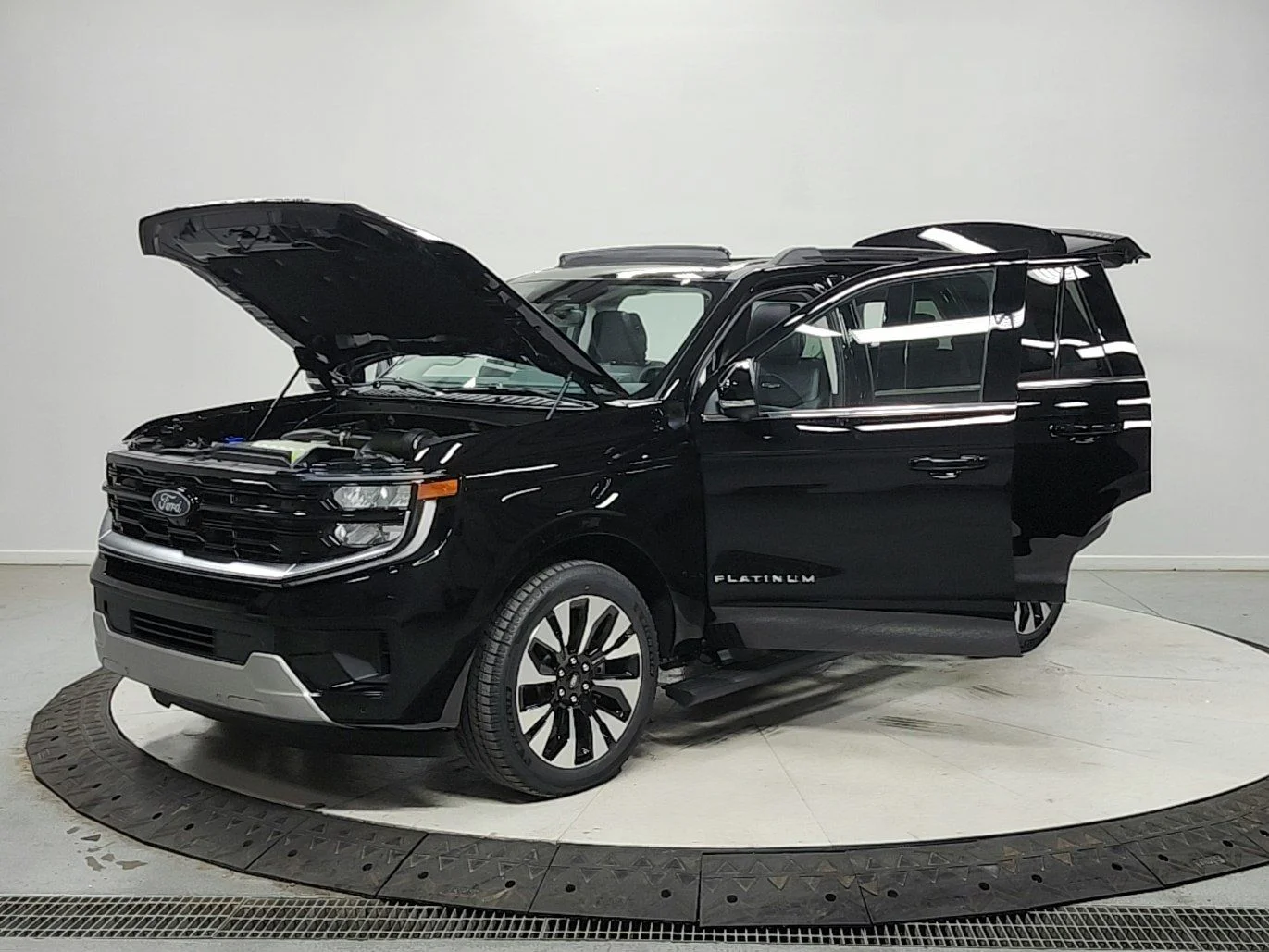 New 2026 Black Ford Platinum image 11