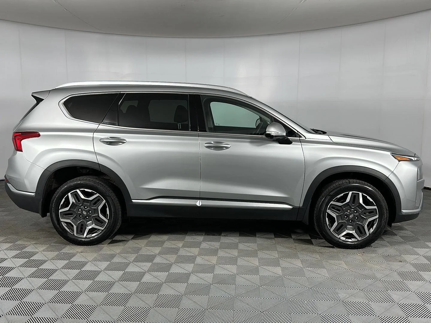 Used 2023 Shimmering Silver Hyundai Limited image 30