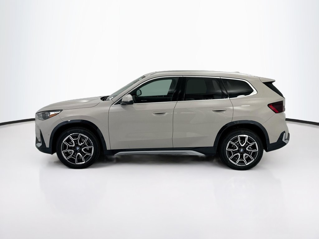 Used 2026 Gray Metallic BMW xDrive28i image 8