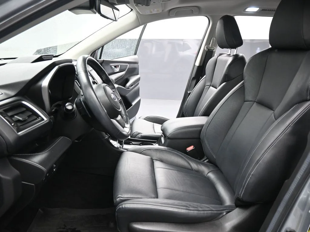 Certified Used 2023 Silver Subaru Limited image 10