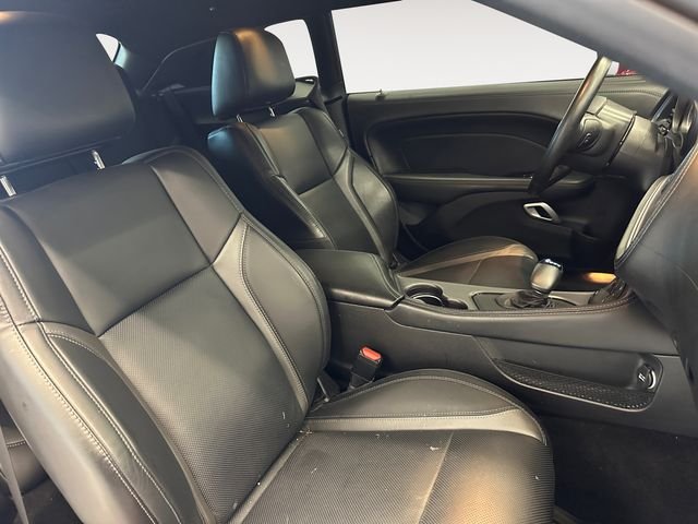 Used 2023 Red Dodge SXT image 15
