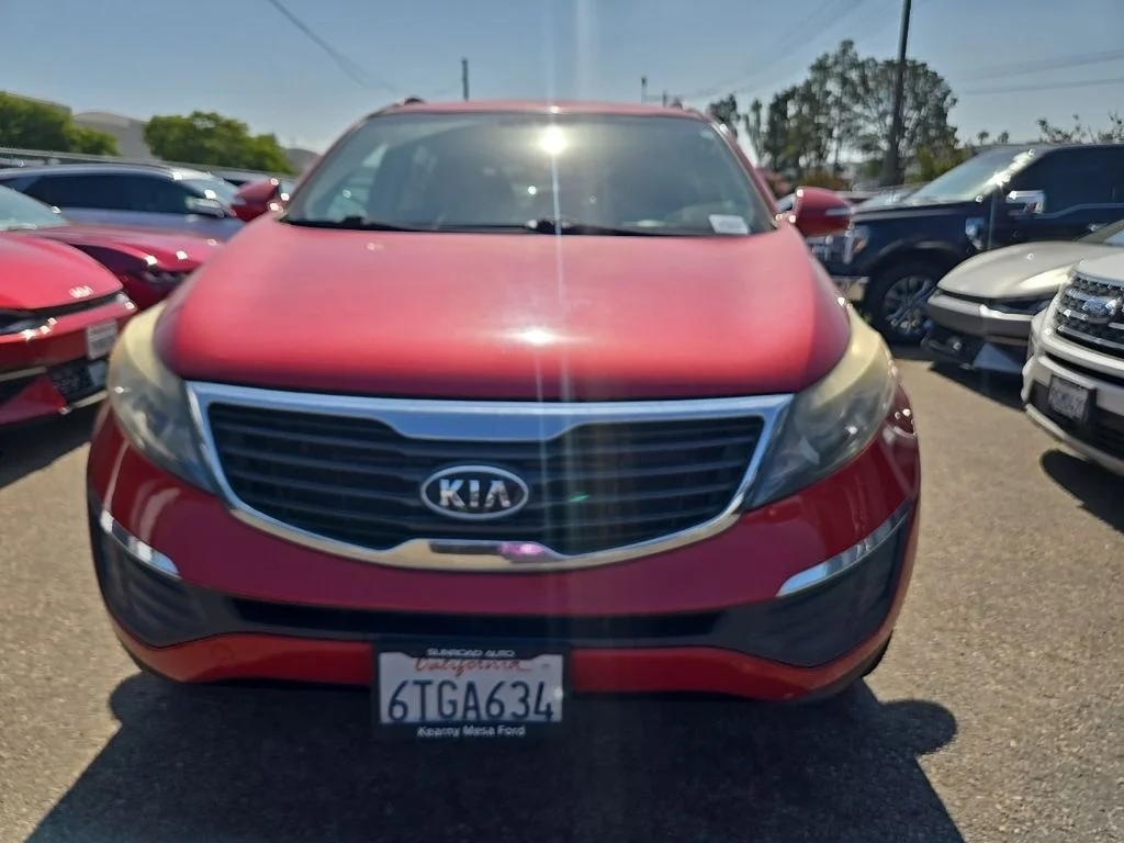 Used 2011 Red Kia LX image 2