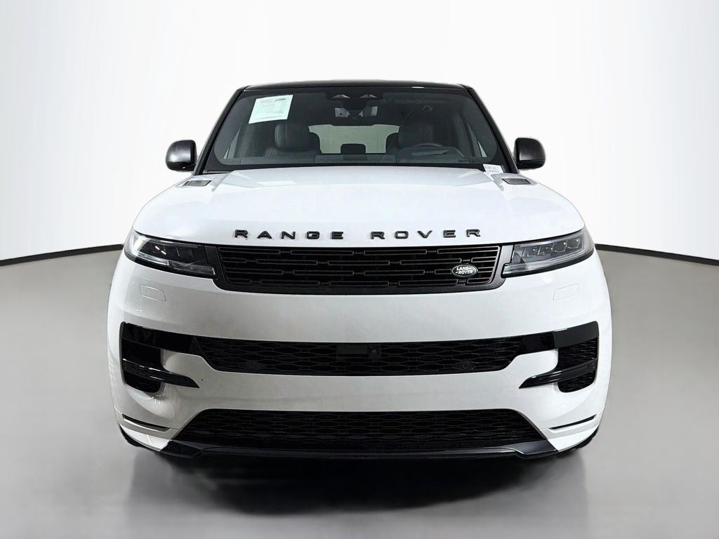 New 2027 Fuji White Land Rover Dynamic SE P400 image 2