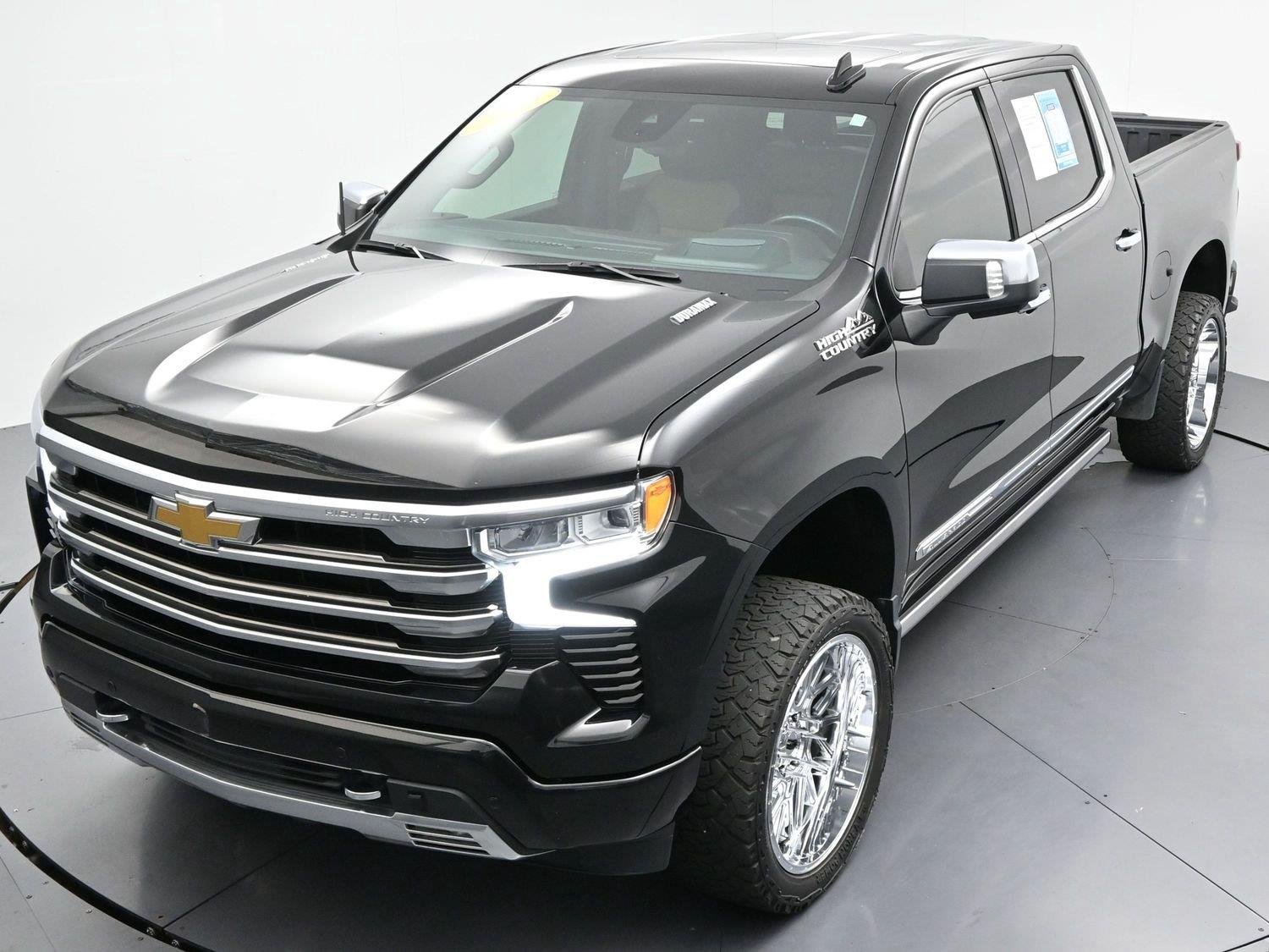 Used 2023 Black Chevrolet High Country image 33