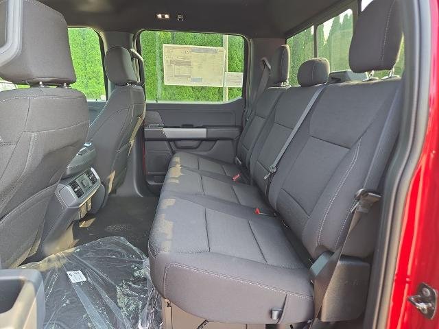 New 2026 Ruby Red Metallic Tinted Clearcoat Ford XLT image 40