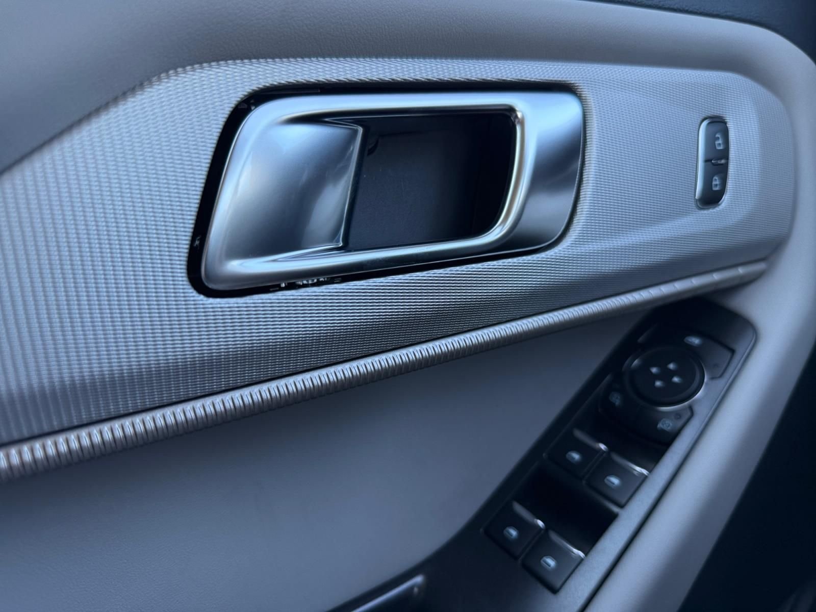 New 2026 Agate Black Metallic Ford Active image 28