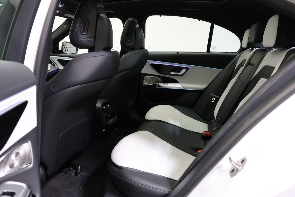 New 2026 Moonlight White Magno Mercedes-Benz E 53 AMG® image 43