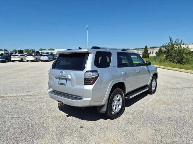 Used 2019 Silver Toyota SR5 Premium image 5