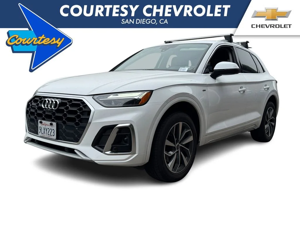 2024 Audi Q5 45 Premium Plus's photo
