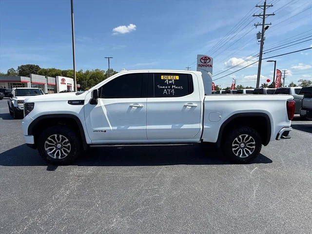 Pre-Owned 2022 GMC Sierra 1500 AT4 4WD 4x4 AT4 4dr Crew Cab 5.8 ft. SB